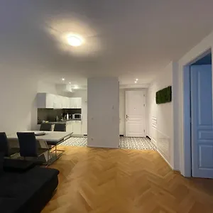 Apartment 1st La Opera Suites, Vienna